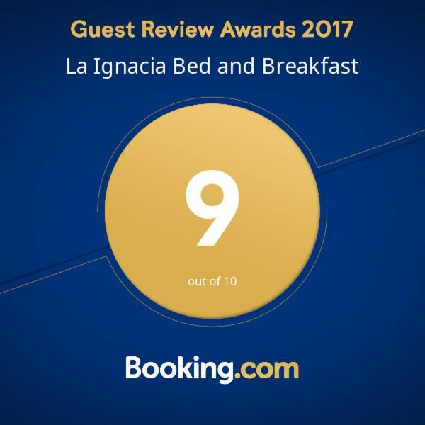 La Ignacia Bed And Breakfast Pilar  Ngoại thất bức ảnh